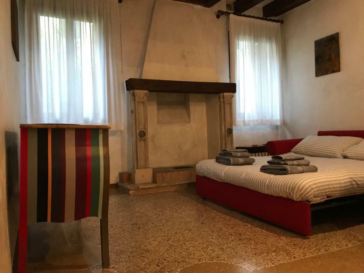 Palazzo Grassi And Accademia Bridge Superb House Apartment Venice Exterior photo