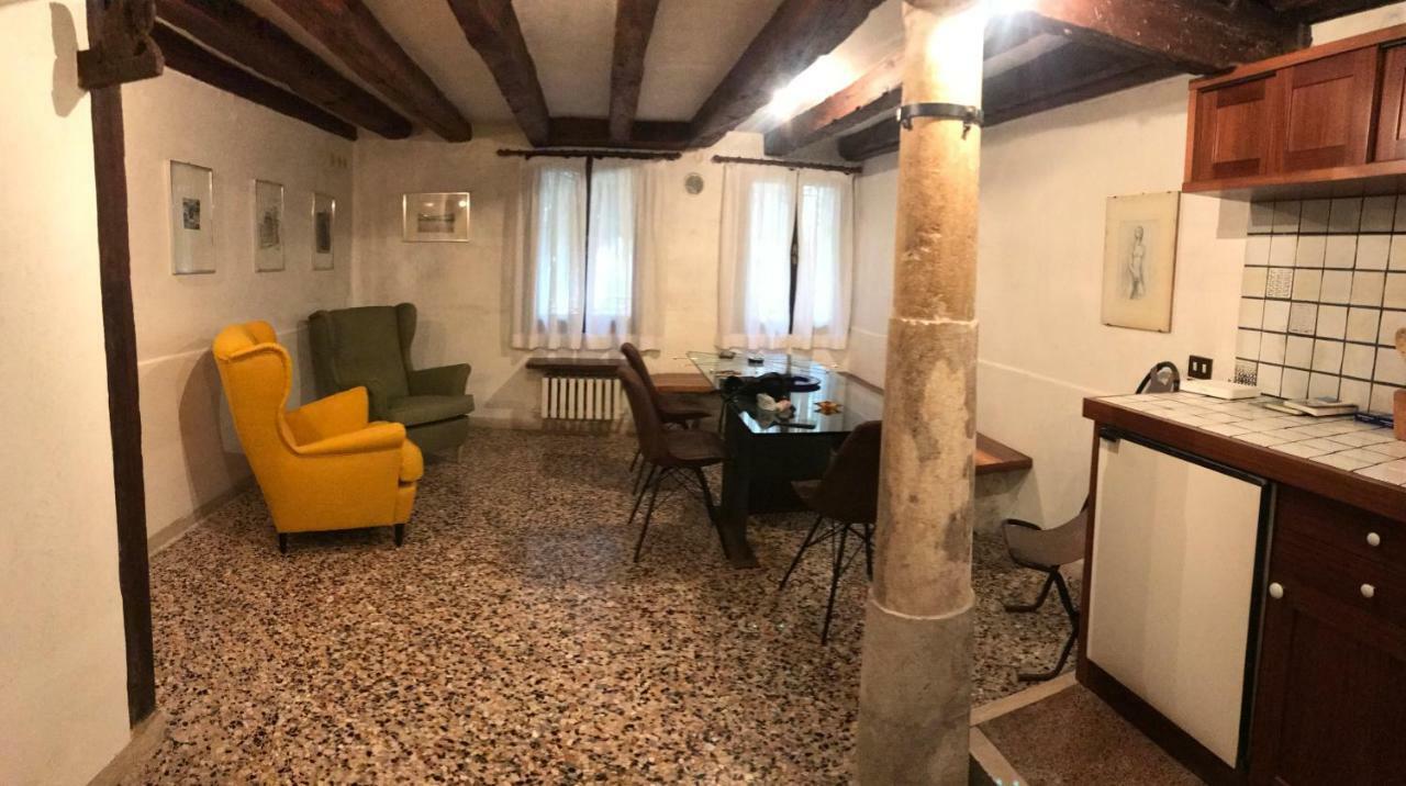 Palazzo Grassi And Accademia Bridge Superb House Apartment Venice Exterior photo